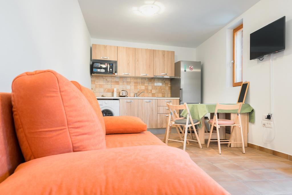 Apartment Pod Kastilom Єлса Екстер'єр фото